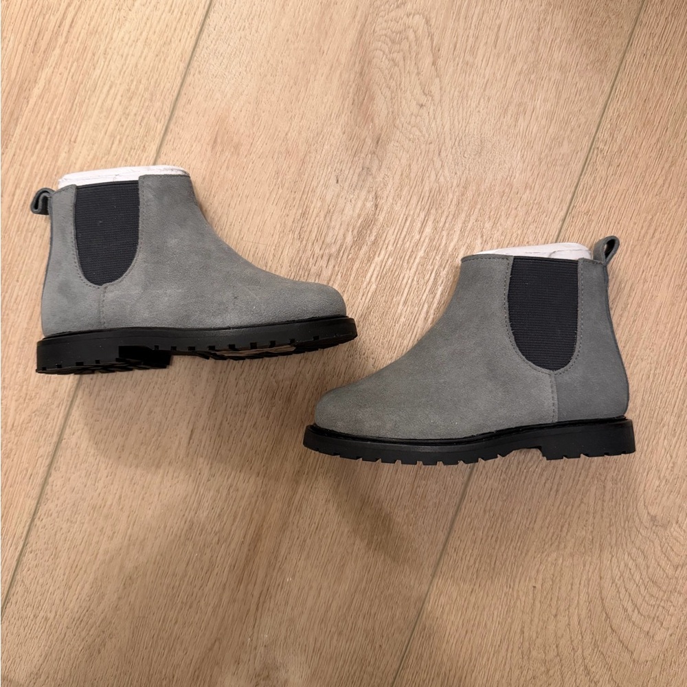NEW Janie & Jack Gray Kids genuine suede leather Chelsea Boots size 7